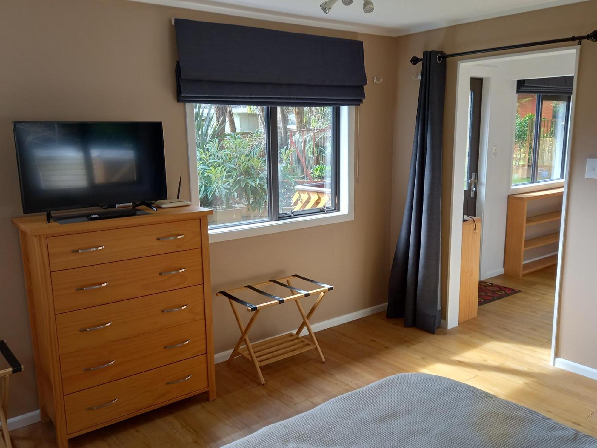 Hide Away In Waikanae Exterior photo